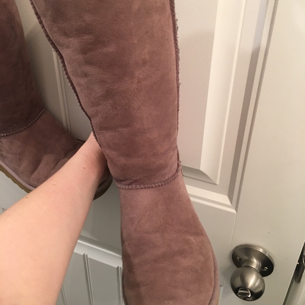 Light purple Ugg boots